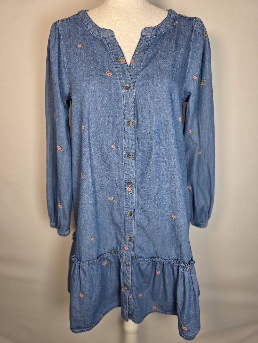 Jane + Delancey Chambray‎ Dress Floral Embroidered Button Front Ruffle Hem M